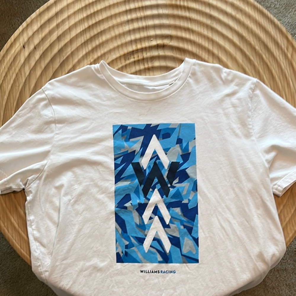 Williams Racing White T-Shirt with Blue Graphic